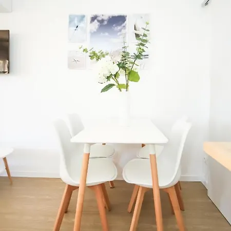 Studio Moderne Piscine Proche Plages Apartamento *